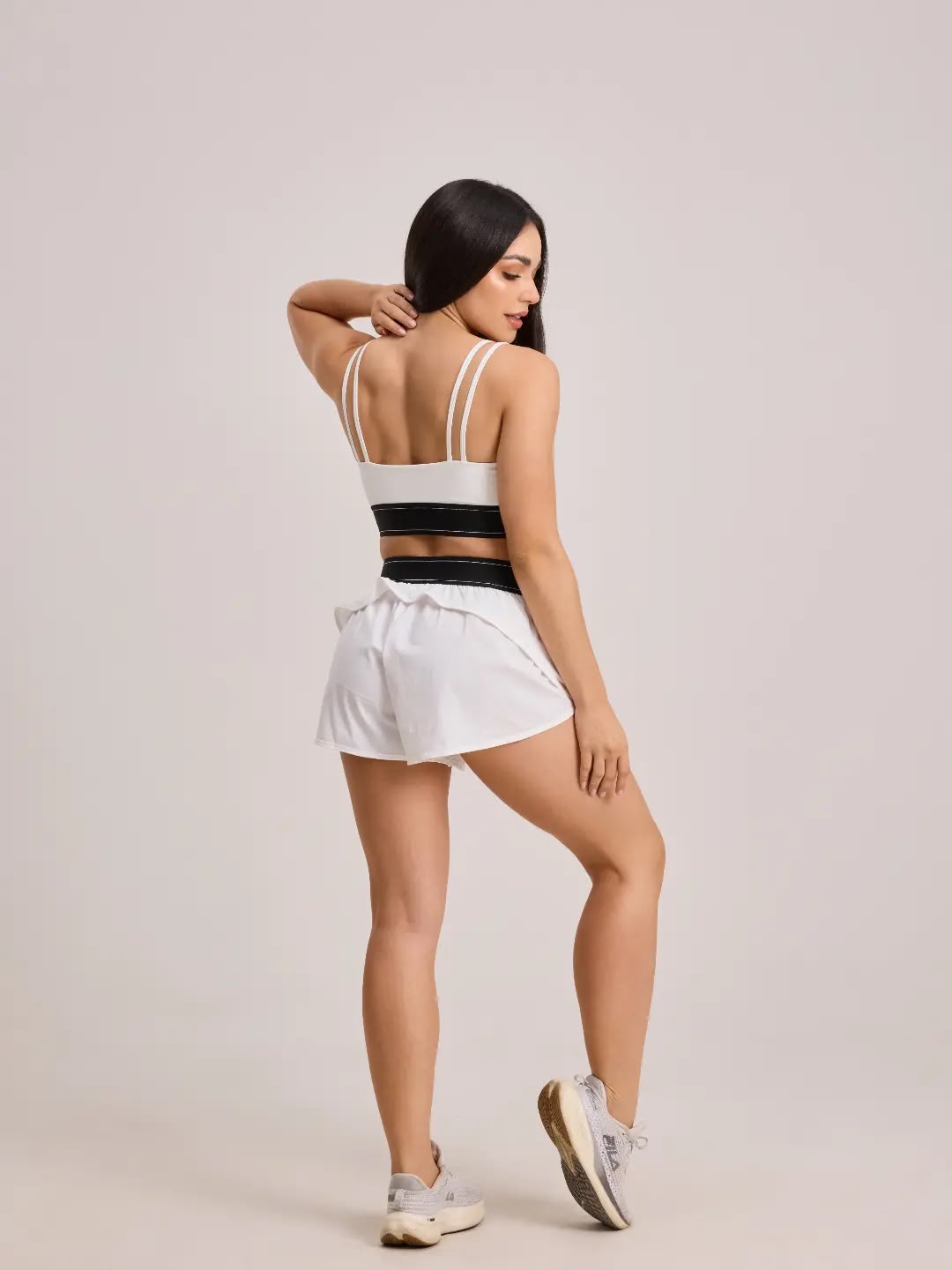 Conjunto Short Runner — costas
